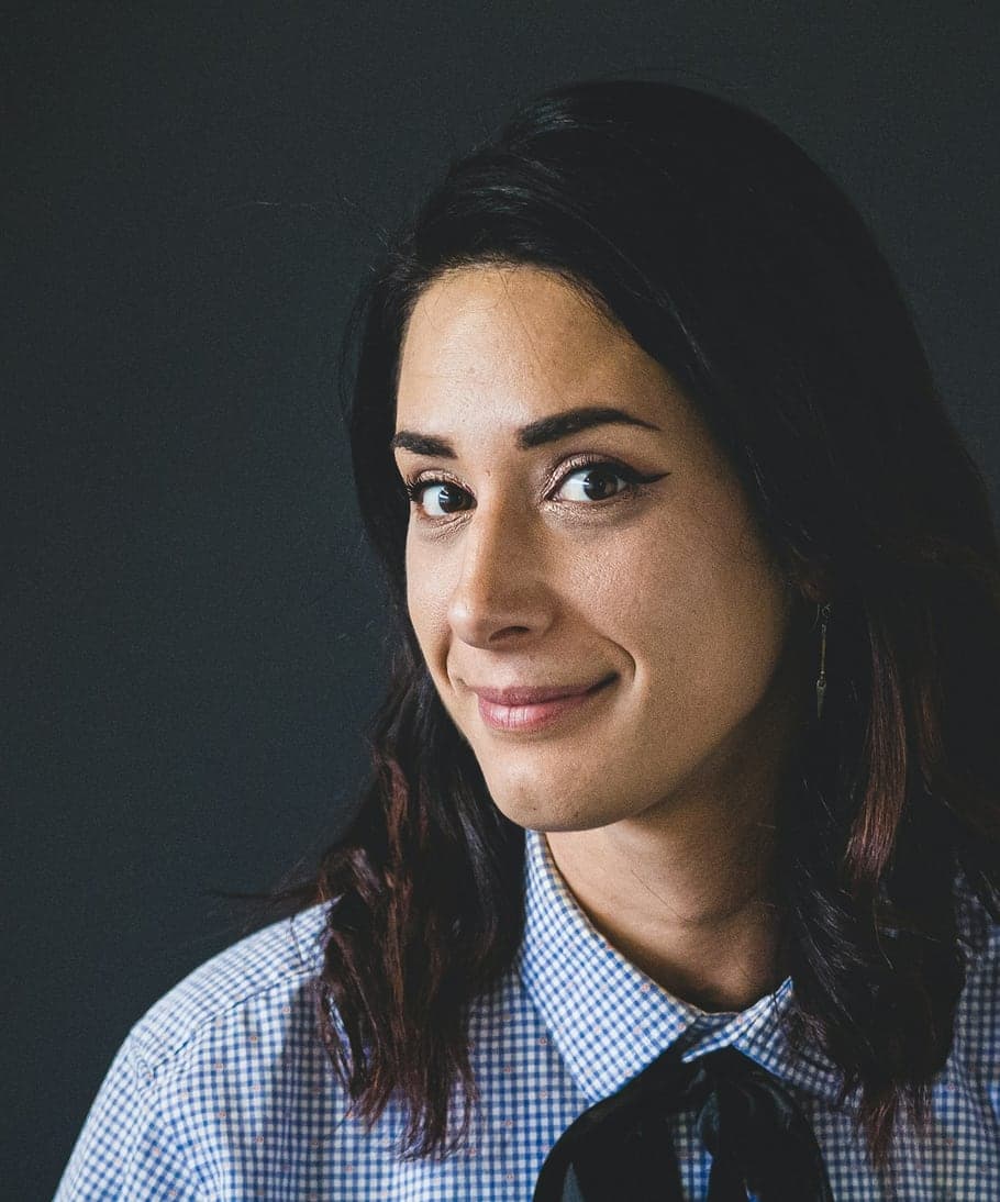 Freja Lind, indehaver af Glow Clinic, i klinikken